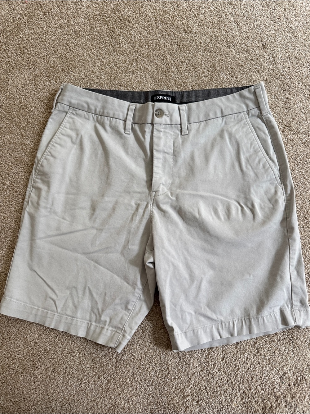 Express Slim 8” inseam Shorts Size 32